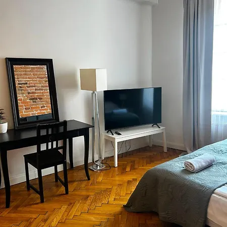 Florianska Deluxe Apartments With Air Condition-3