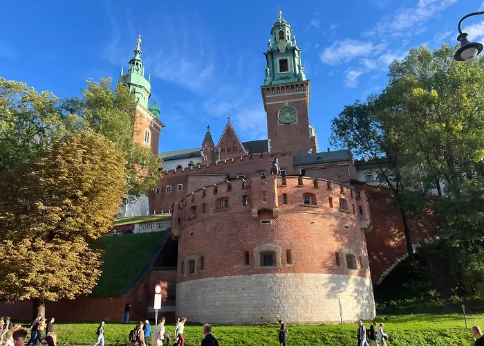 Royal Castle Apartments