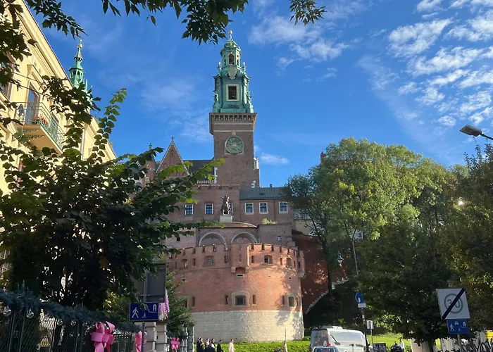 Royal Castle Apartments